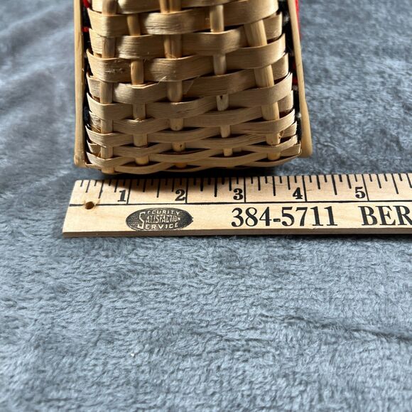 Madeira Embroidered Rattan Bag floral design red white vtg retro - Picture 3 of 10